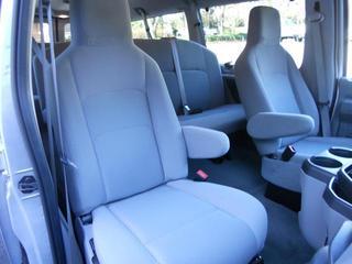 Ford Econoline Wagon 2011 photo 1