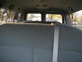 Ford Econoline Wagon 2011 photo 3