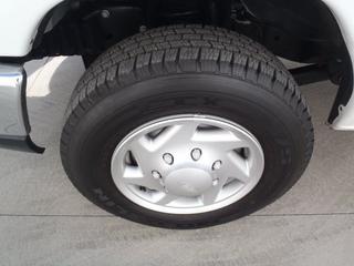 Ford Econoline Wagon 2011 photo 1