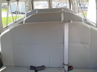 Ford Econoline Wagon 2011 photo 3