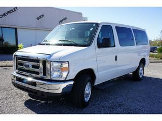 Ford Econoline Wagon 2011 photo 1