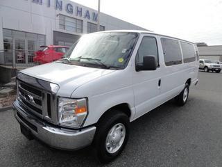 Ford Econoline Wagon 2011 photo 4
