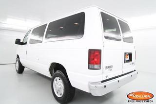 Ford Econoline Wagon 2011 photo 3