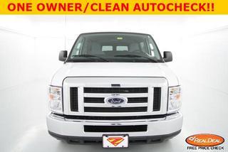 Ford Econoline Wagon 2011 photo 4