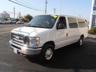 Ford Econoline Wagon 2011 photo 1
