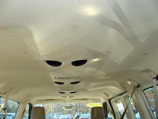 Ford Econoline Wagon 2011 photo 3