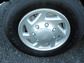 Ford Econoline Wagon 2011 photo 1