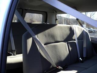 Ford Econoline Wagon 2011 photo 5