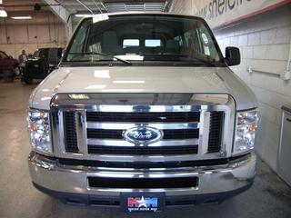 Ford Econoline Wagon 2011 photo 3