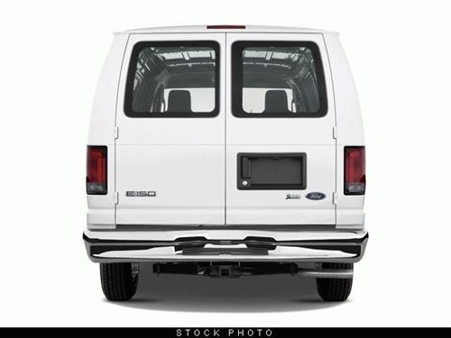 Ford Econoline Wagon 2011 photo 1