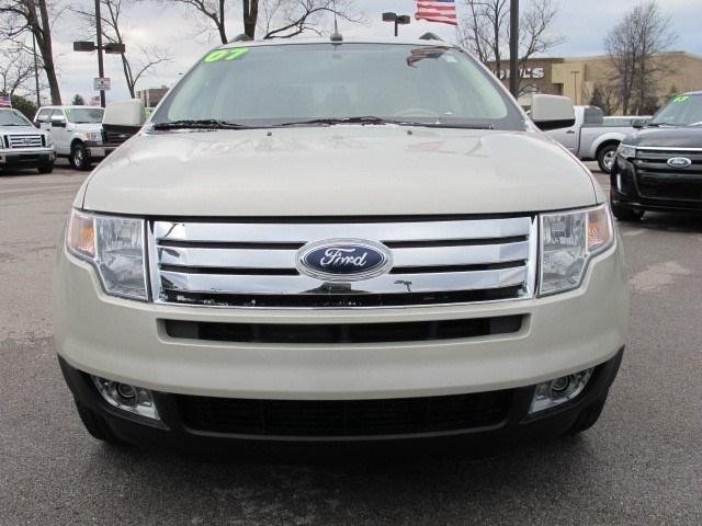 Ford Edge 2007 photo 2