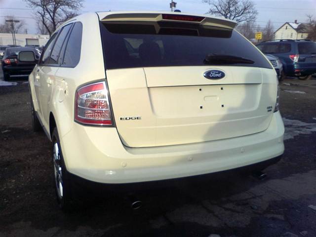 Ford Edge 2007 photo 2
