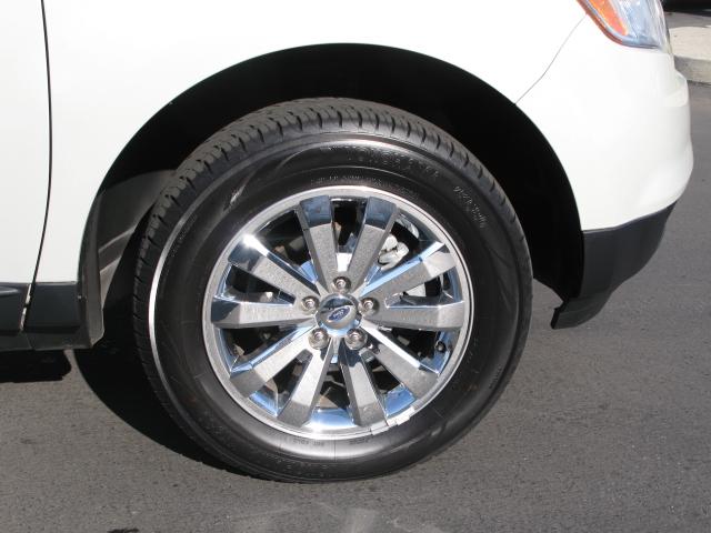 Ford Edge 2007 photo 2