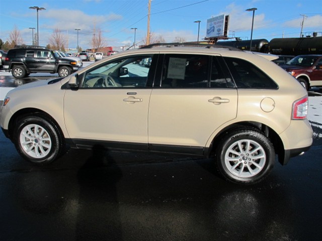 Ford Edge 2007 photo 2
