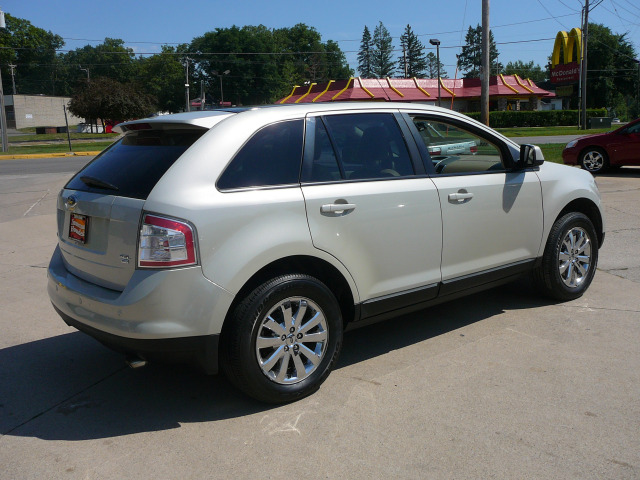 Ford Edge 2007 photo 2