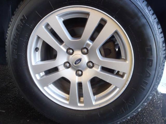 Ford Edge 2007 photo 2