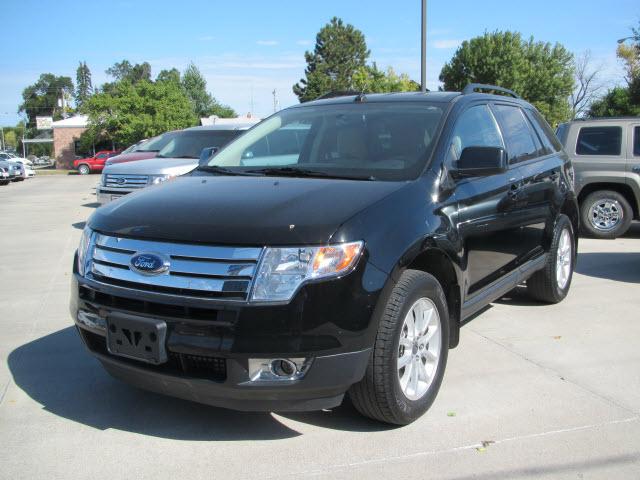 Ford Edge 5XT Sport Utility