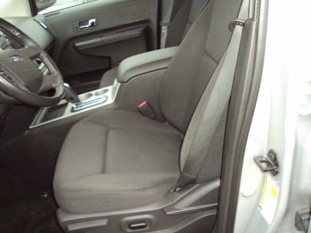 Ford Edge 2010 photo 6