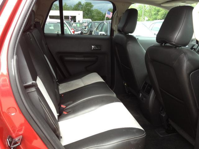 Ford Edge 2010 photo 1