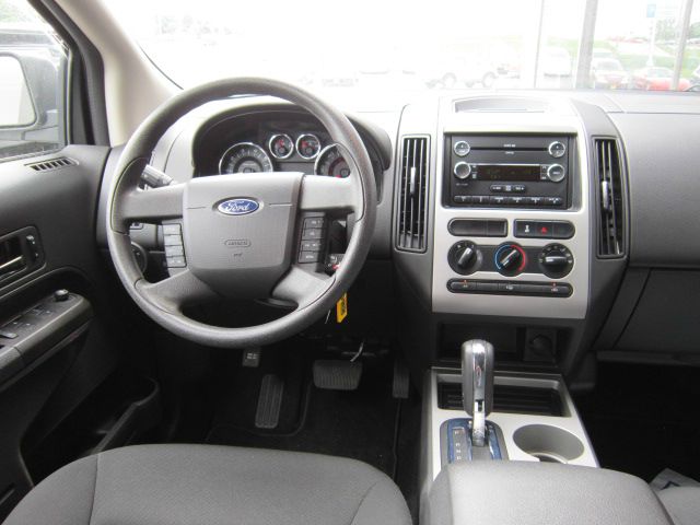 Ford Edge 2010 photo 4