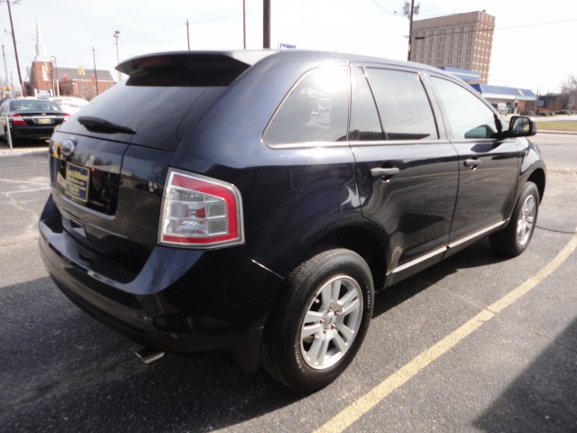 Ford Edge 2010 photo 3