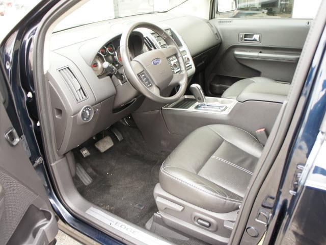 Ford Edge 2010 photo 2