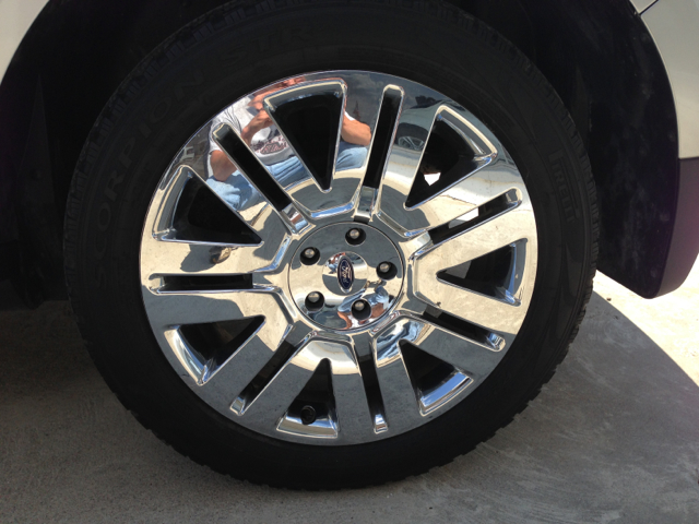 Ford Edge 2010 photo 4