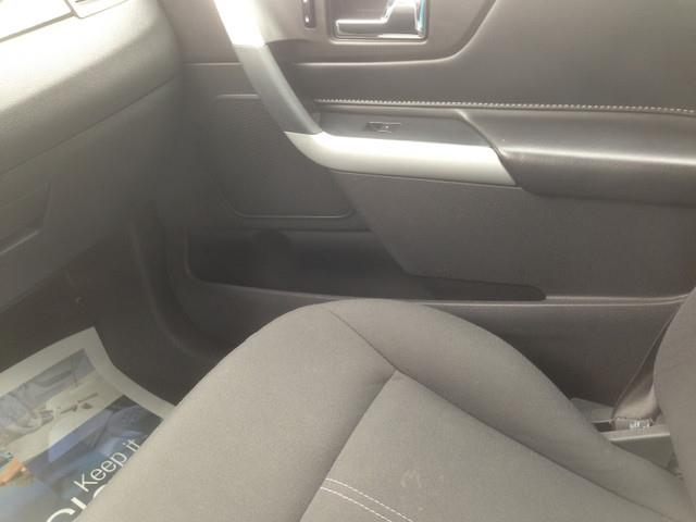 Ford Edge 2011 photo 2