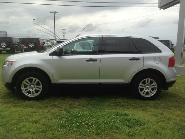 Ford Edge 2011 photo 9