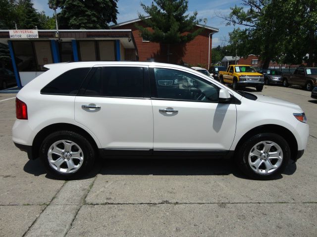Ford Edge 2011 photo 2