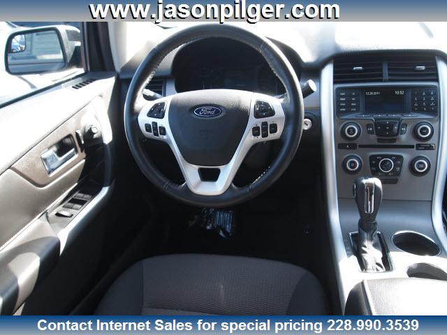 Ford Edge 2011 photo 1