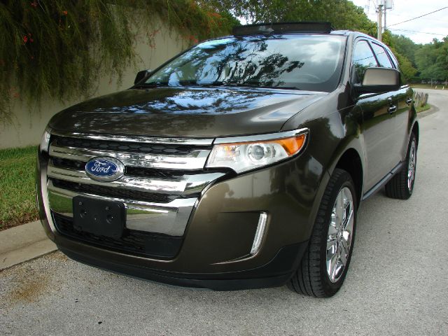 Ford Edge 2011 photo 2