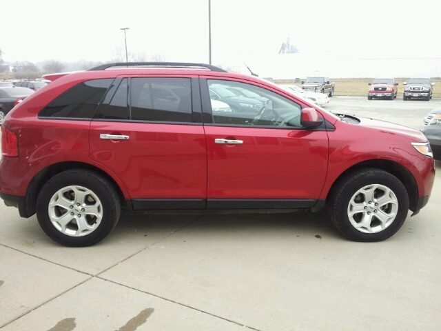 Ford Edge 2011 photo 2