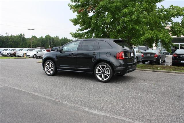 Ford Edge 2011 photo 1