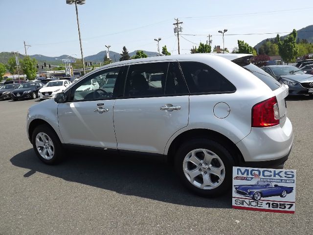 Ford Edge 2011 photo 1