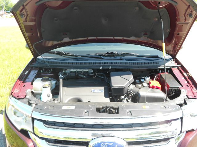 Ford Edge 2011 photo 2