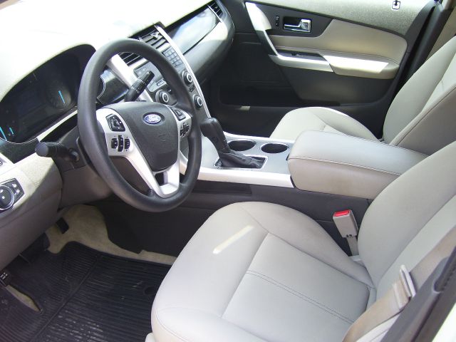 Ford Edge 2011 photo 1