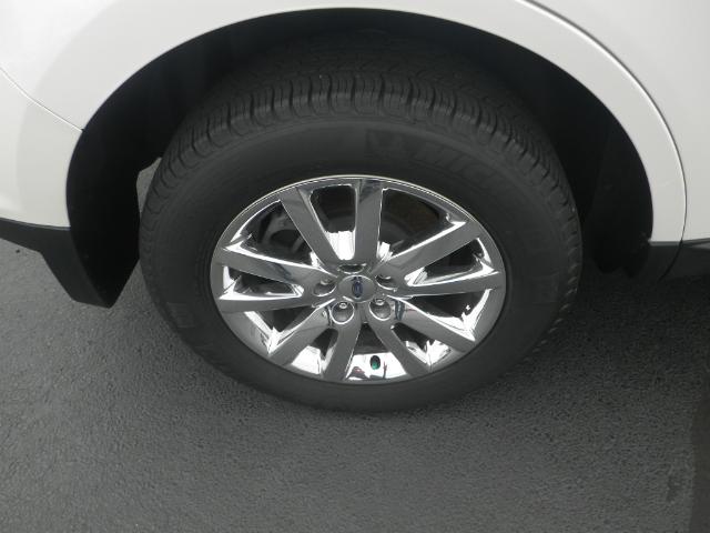 Ford Edge 2012 photo 3