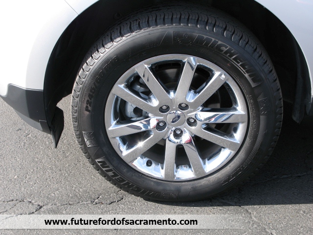 Ford Edge 2012 photo 3