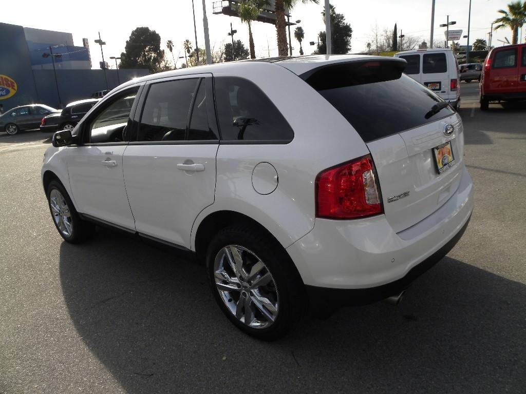 Ford Edge 2012 photo 3