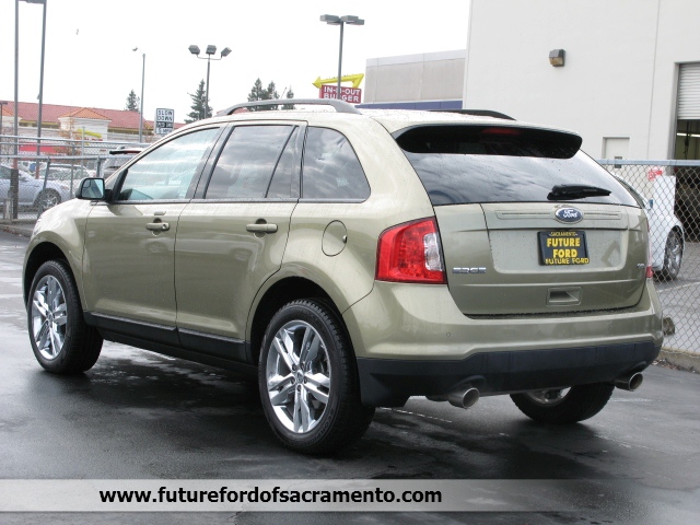 Ford Edge 2012 photo 4