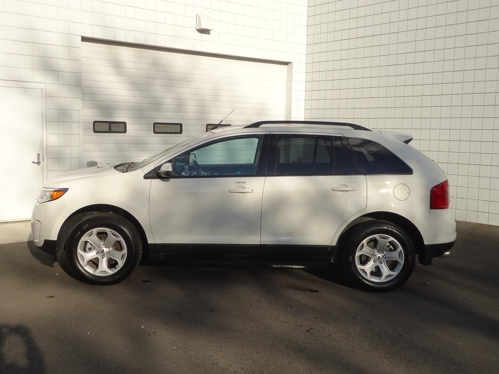 Ford Edge 2012 photo 1
