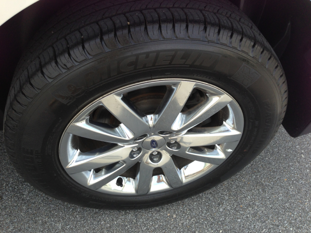 Ford Edge 2012 photo 12