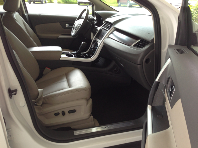 Ford Edge 2012 photo 9