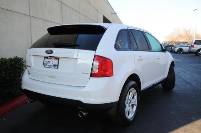 Ford Edge 2012 photo 5