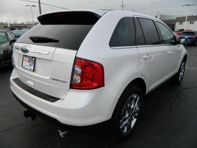Ford Edge 2012 photo 4