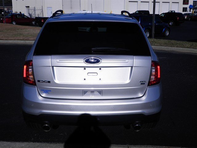 Ford Edge 2012 photo 4