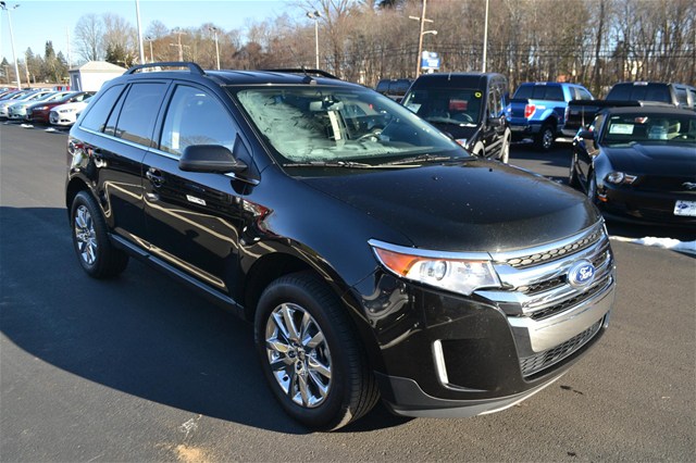 Ford Edge 2012 photo 2