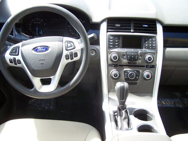 Ford Edge 2012 photo 1