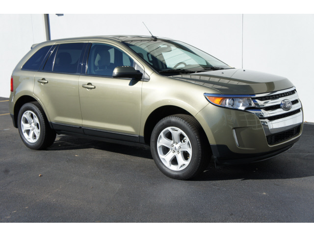 Ford Edge 2012 photo 2